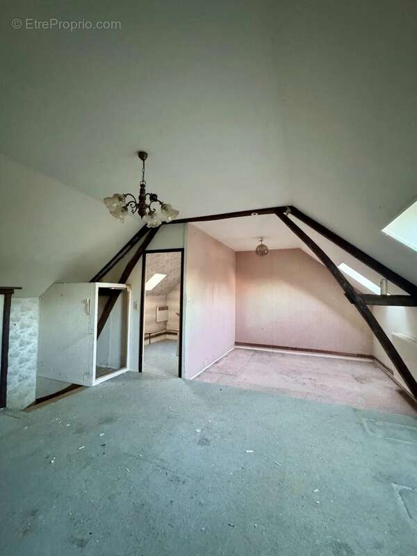 Appartement à NEUILLY-LE-BISSON