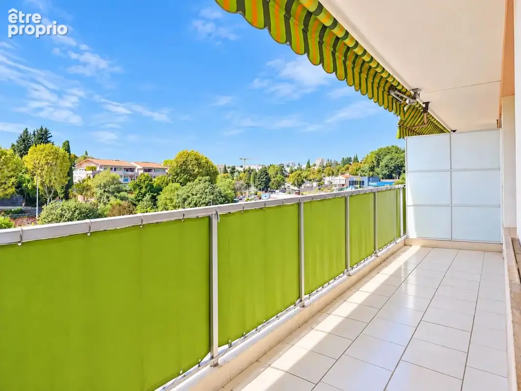 Antibes – 3 pièces 75 m² avec terrasse, piscine, parking et cave - photo 3