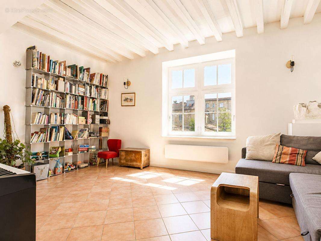 Appartement à BORDEAUX