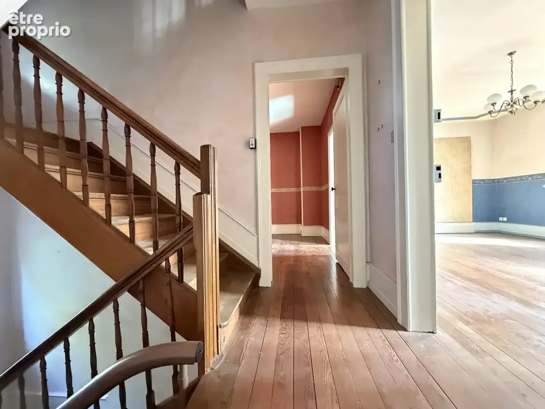 Maison familiale avec dépendances - photo 4