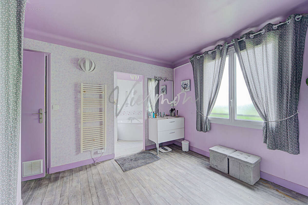 Maison spacieuse 8 pièces à vendre à Poissy - La Maladrerie - photo 7