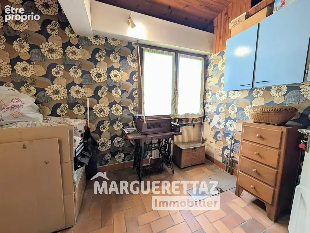 Maison de 115m² avec dépendances et garages - 2400m² terrain - St Jeoire - photo 14