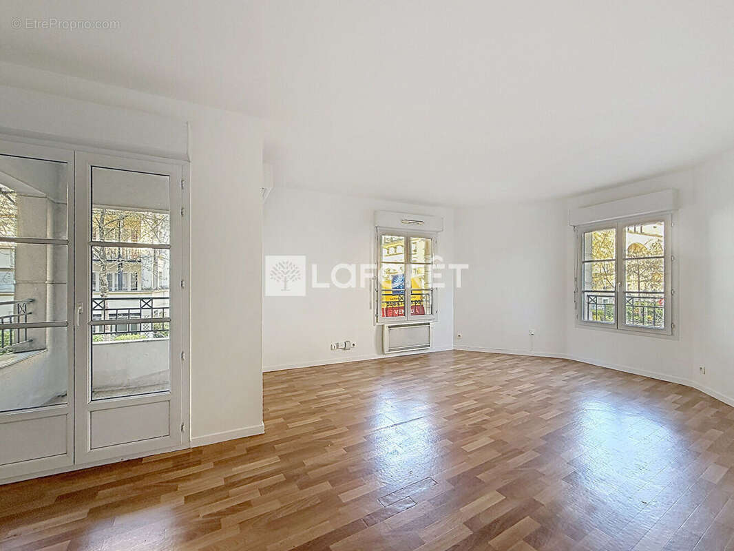 Appartement à LE PLESSIS-ROBINSON