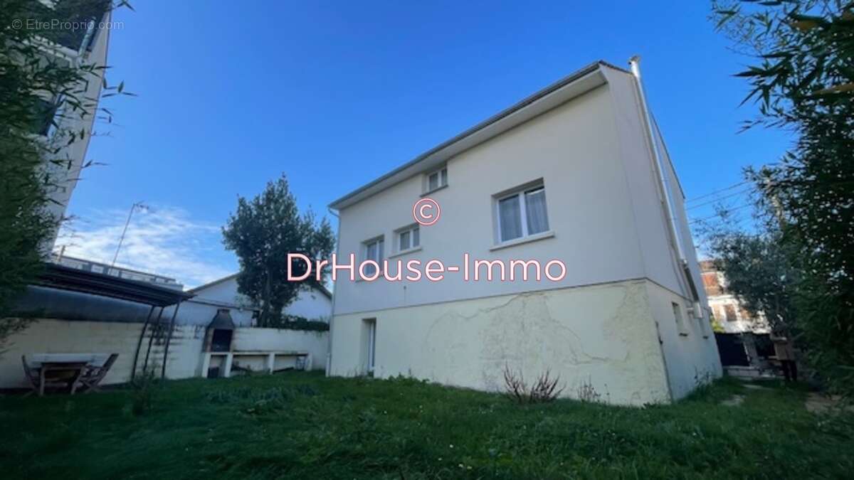 Maison à MONTFERMEIL