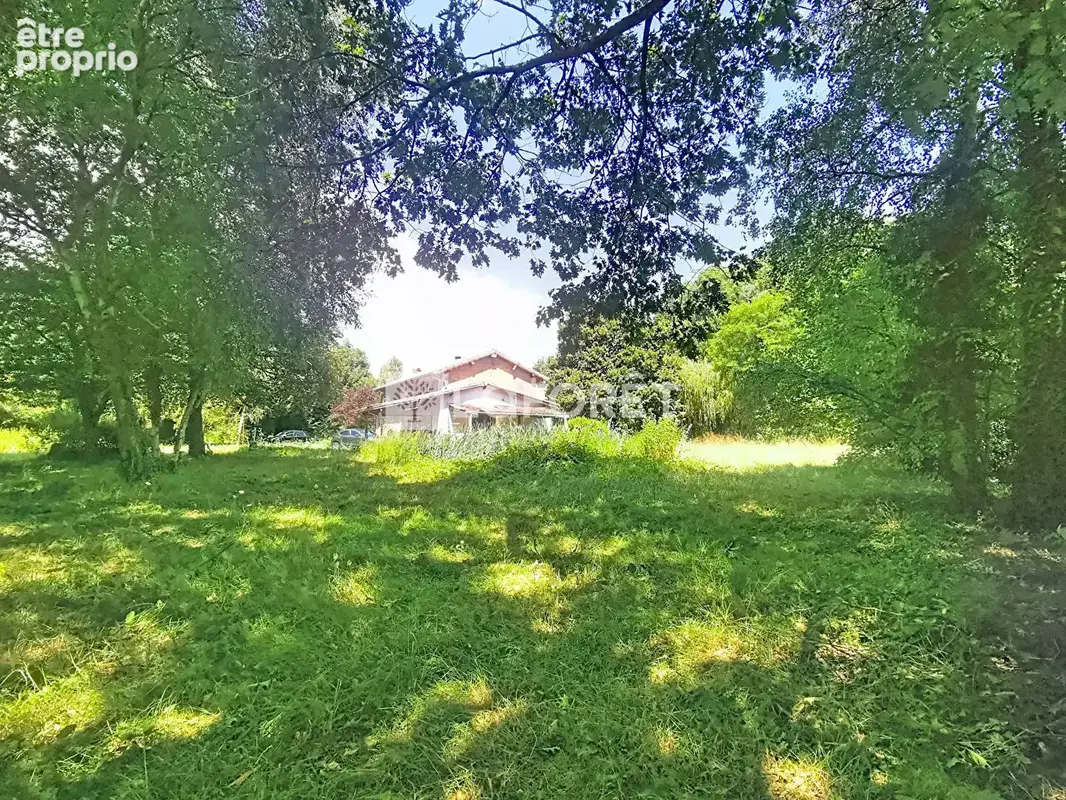 Ancien corps de ferme à rénover, 168 m² habitables , 4 000 m² de terrain , Saint-Jean-de-Thurigneux - photo 10