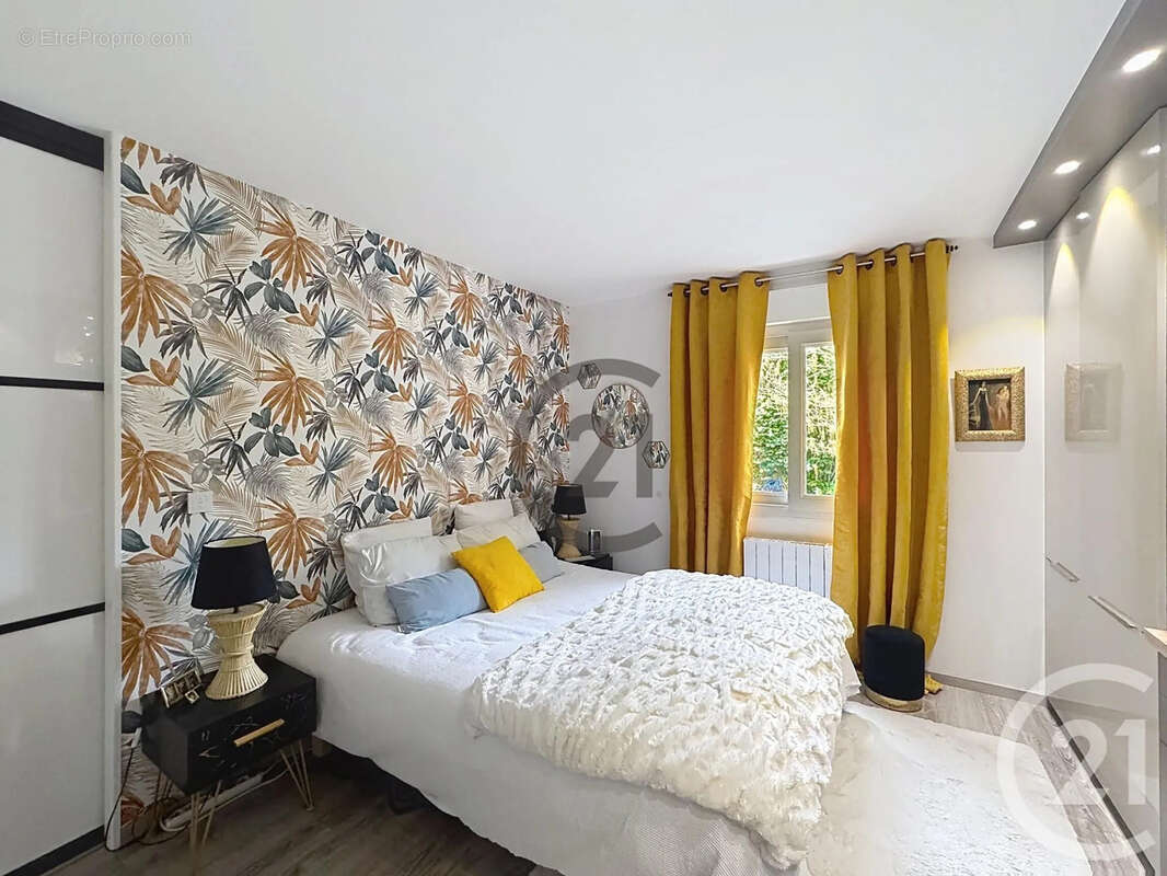 Maison 163 m² à Saint-Martin-Du-Tertre  - photo 4