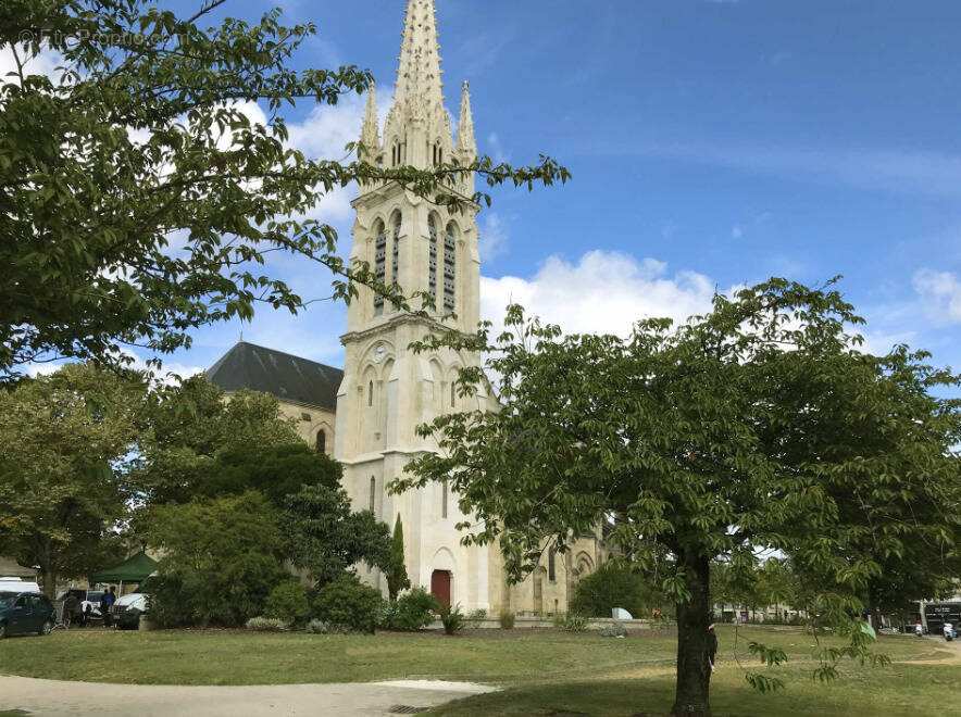 Terrain à BORDEAUX