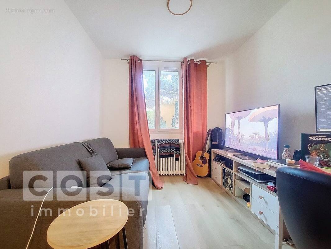 Appartement à COLOMBES