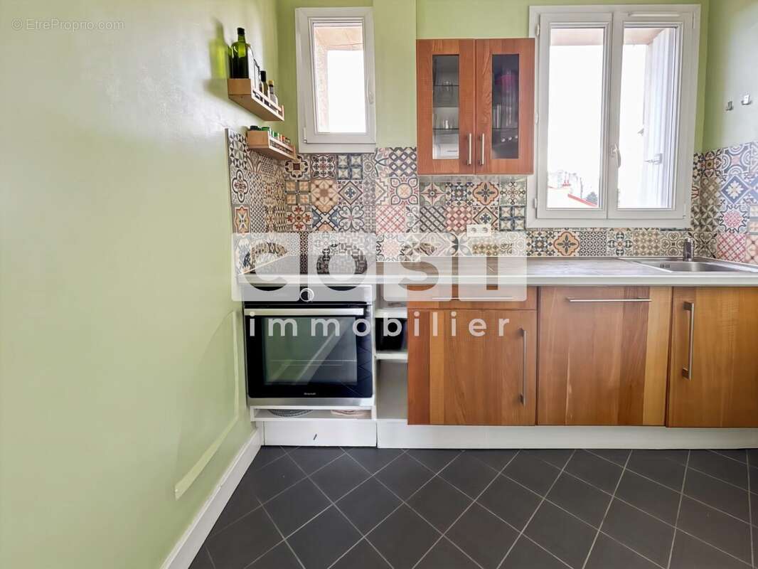 Appartement à COLOMBES