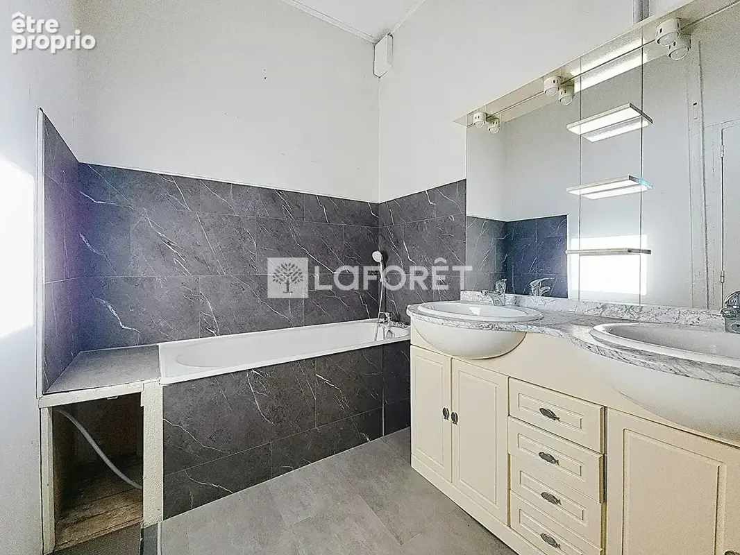 Maison Caudebec Les Elbeuf 95 m2 - 2 chambres - photo 10