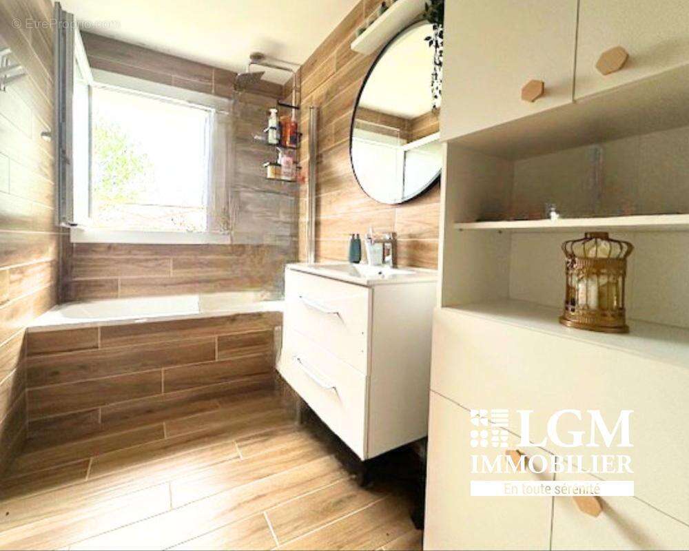 Maison à COURNON-D'AUVERGNE