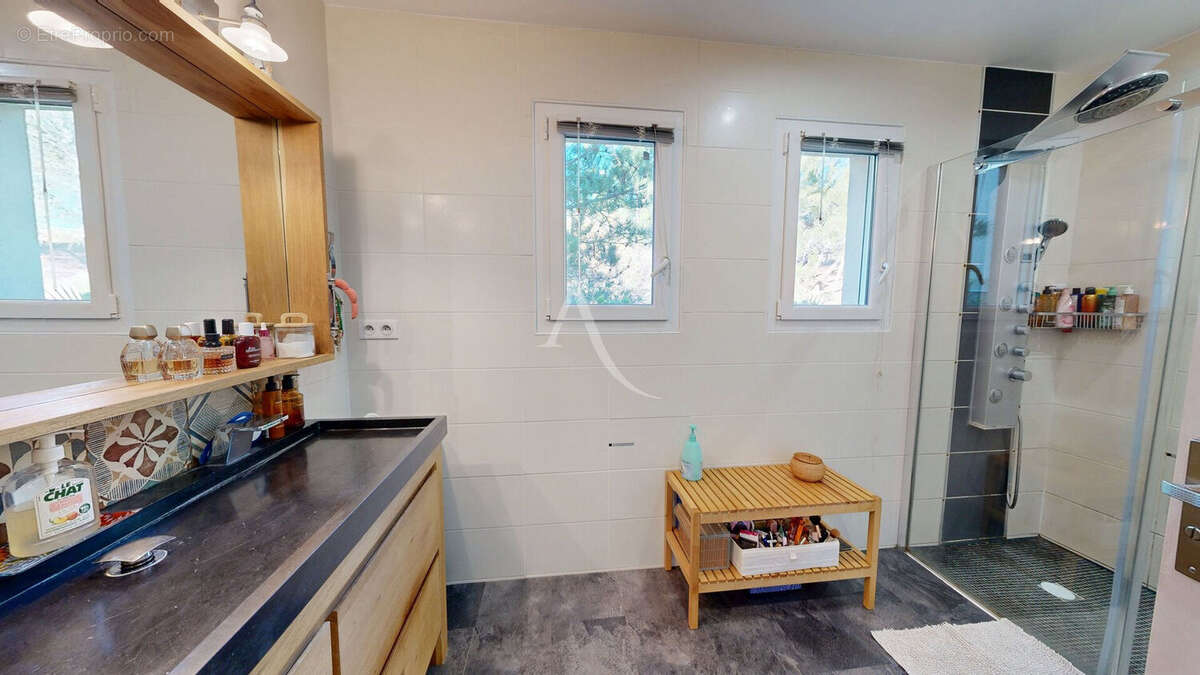 Maison à SAINT-ANDRE-DE-ROQUELONGUE