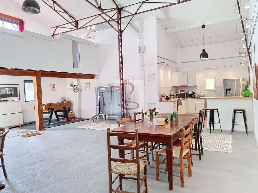 photod6bafe2e22ae47b746a58a1d3ce39f14 - Maison à FLEURANCE