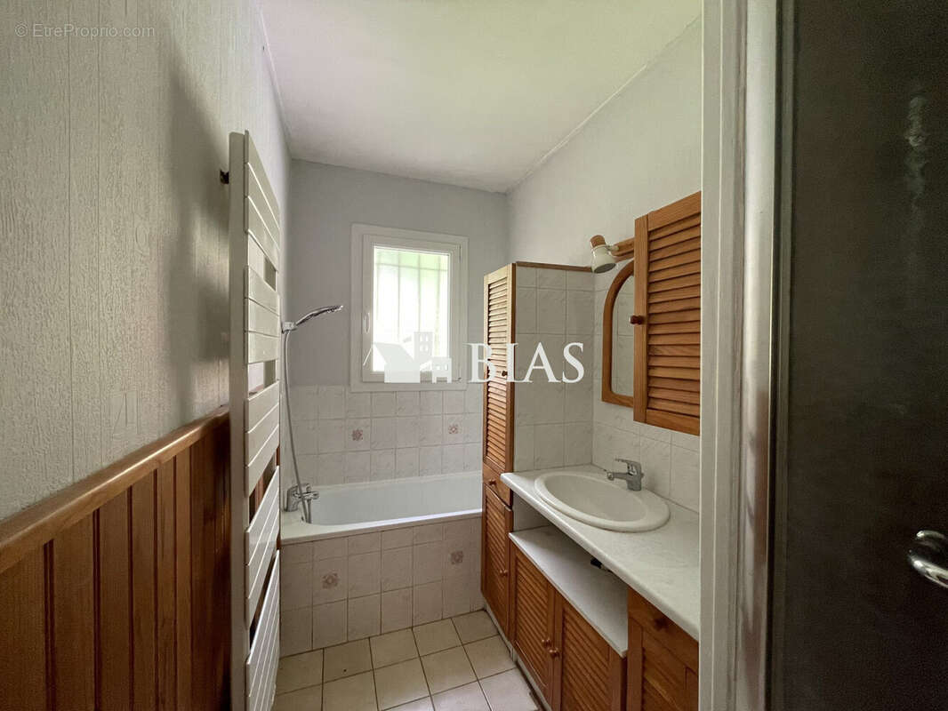 Maison à BEAUMONT-LE-ROGER