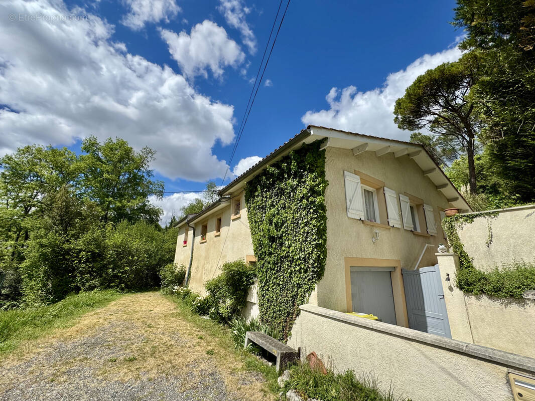 Maison à CARIGNAN-DE-BORDEAUX