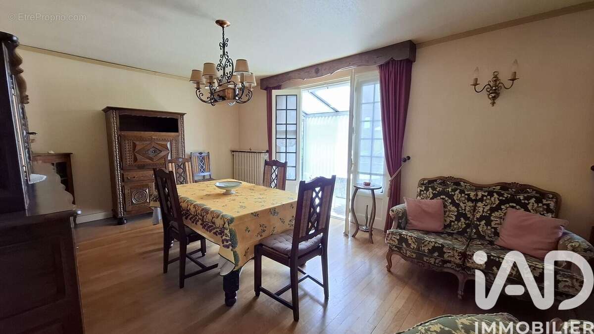 Maison 89 m² à Breteuil  - photo 9