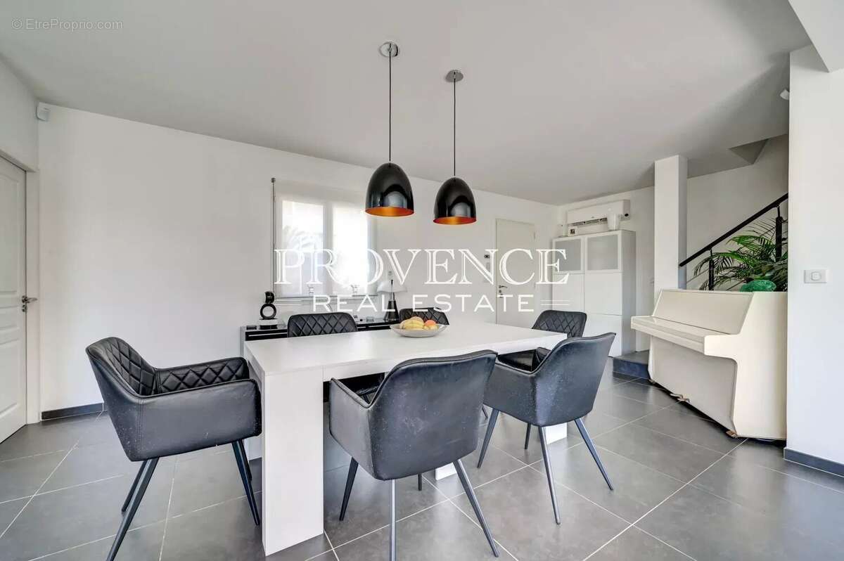 Maison à MARSEILLE-11E