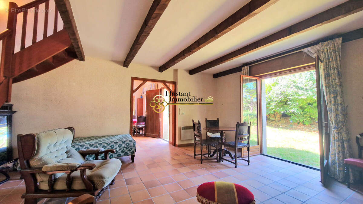 Maison à PLOUGASNOU