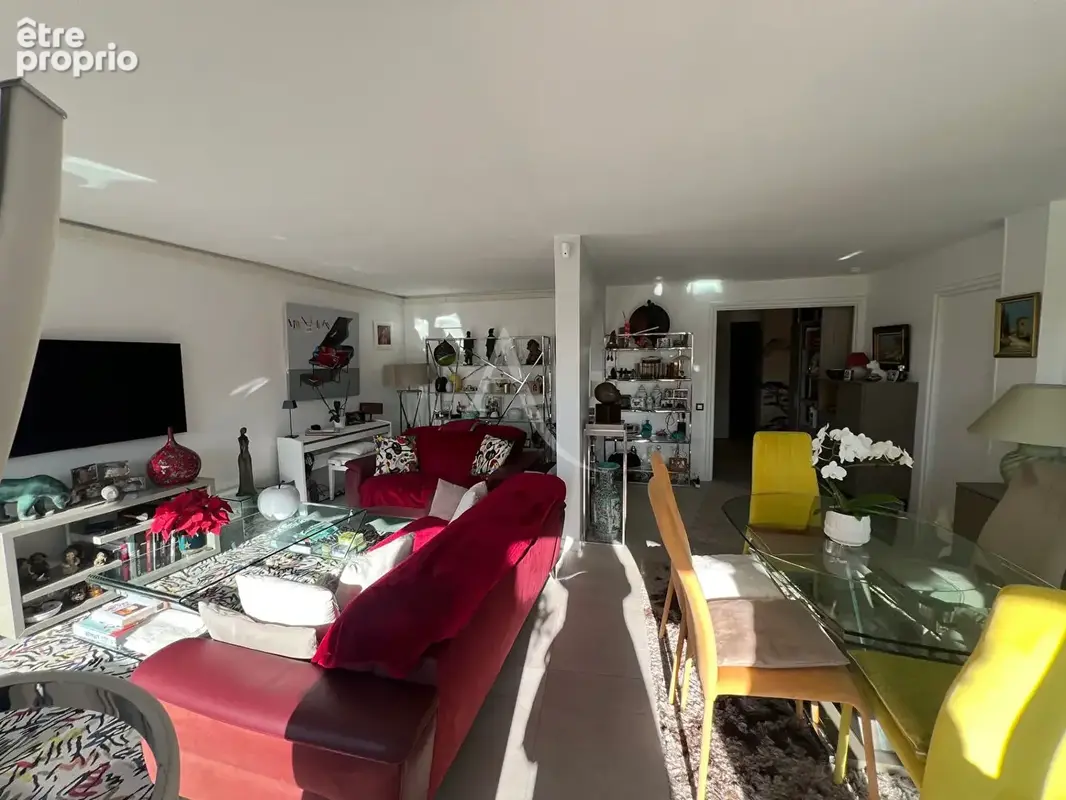 Appartement 3 pièces de standing au coeur d'une résidence confidentielle avec piscine - photo 8