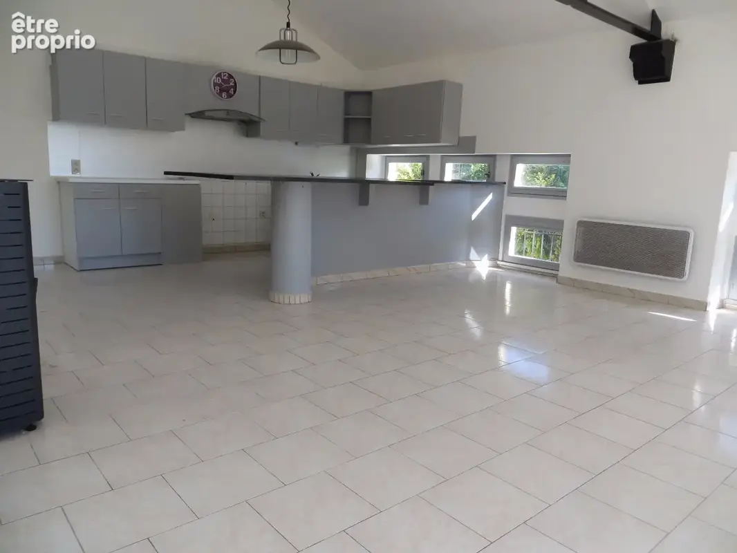 Maison 5 pièces 165 m² à vendre à Saint-Genies-De-Malgoires (30190) - photo 2