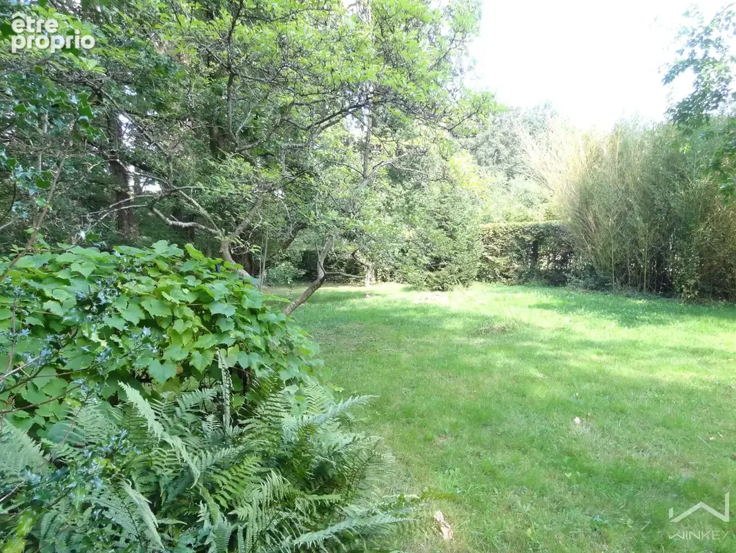 Terrain 150 m² · à Bullion · 150 m² · 190 000 €