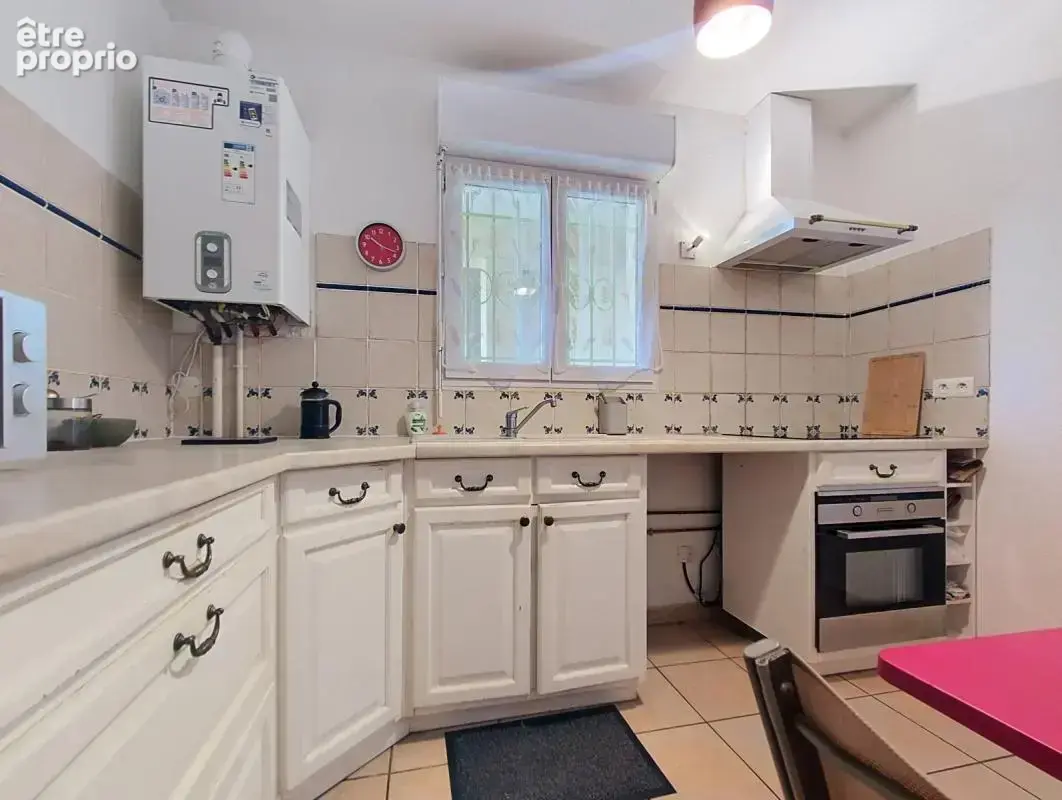 Nîmes centre– appartement 88 m² balcon, parking et ascenseur - photo 5