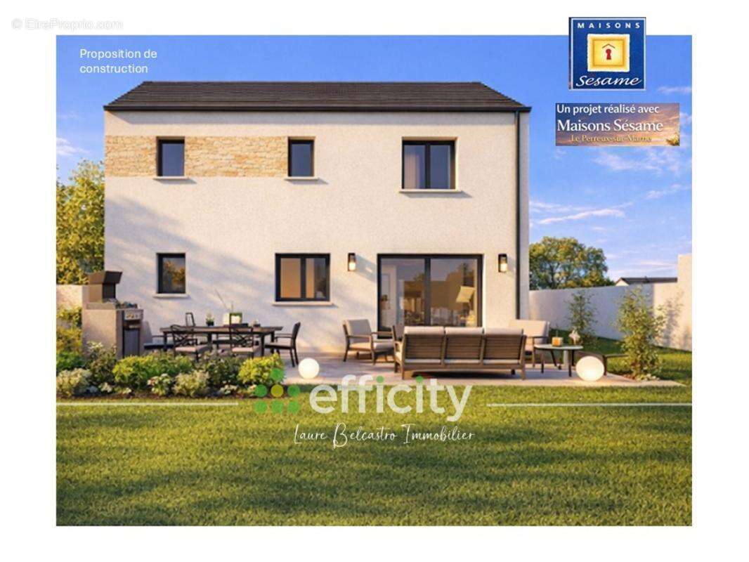 Terrain à VARENNES-JARCY