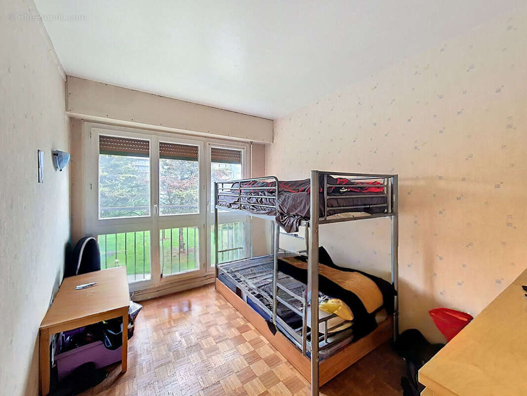 Appartement à THIAIS