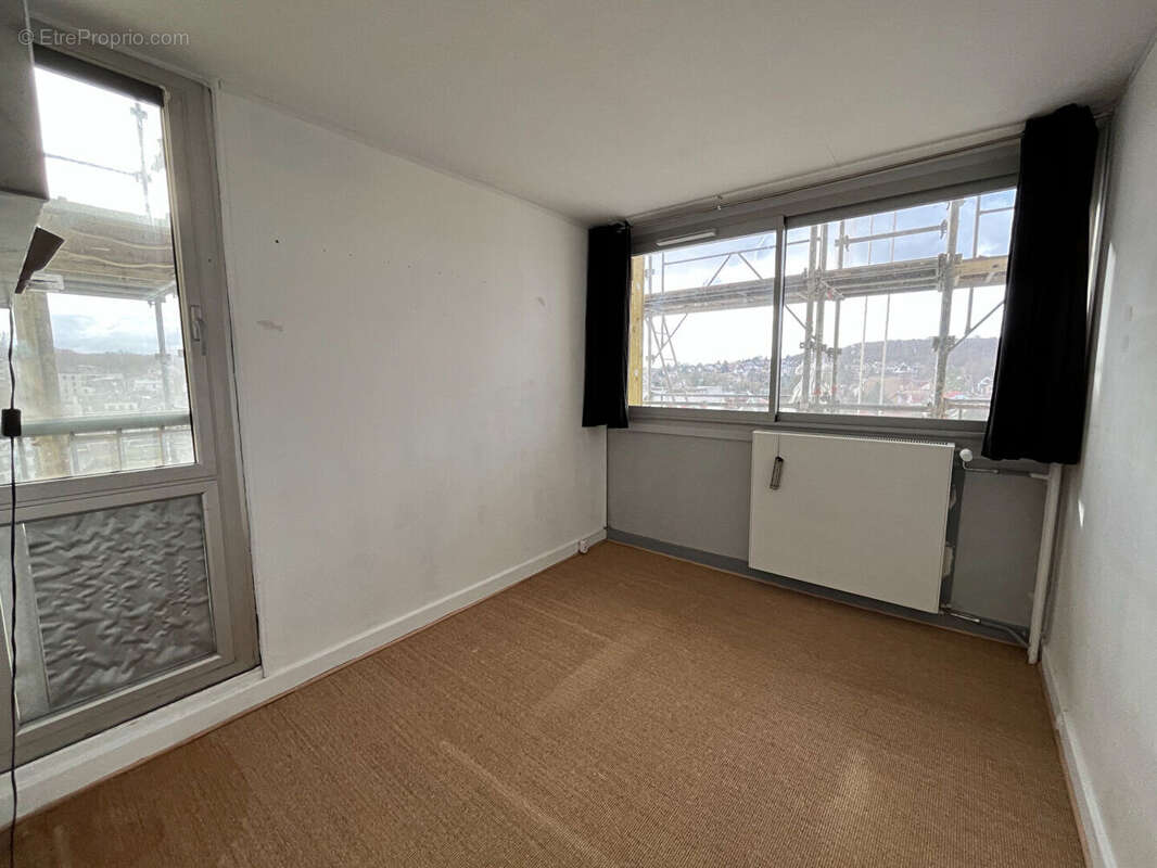 Appartement à CHAVILLE