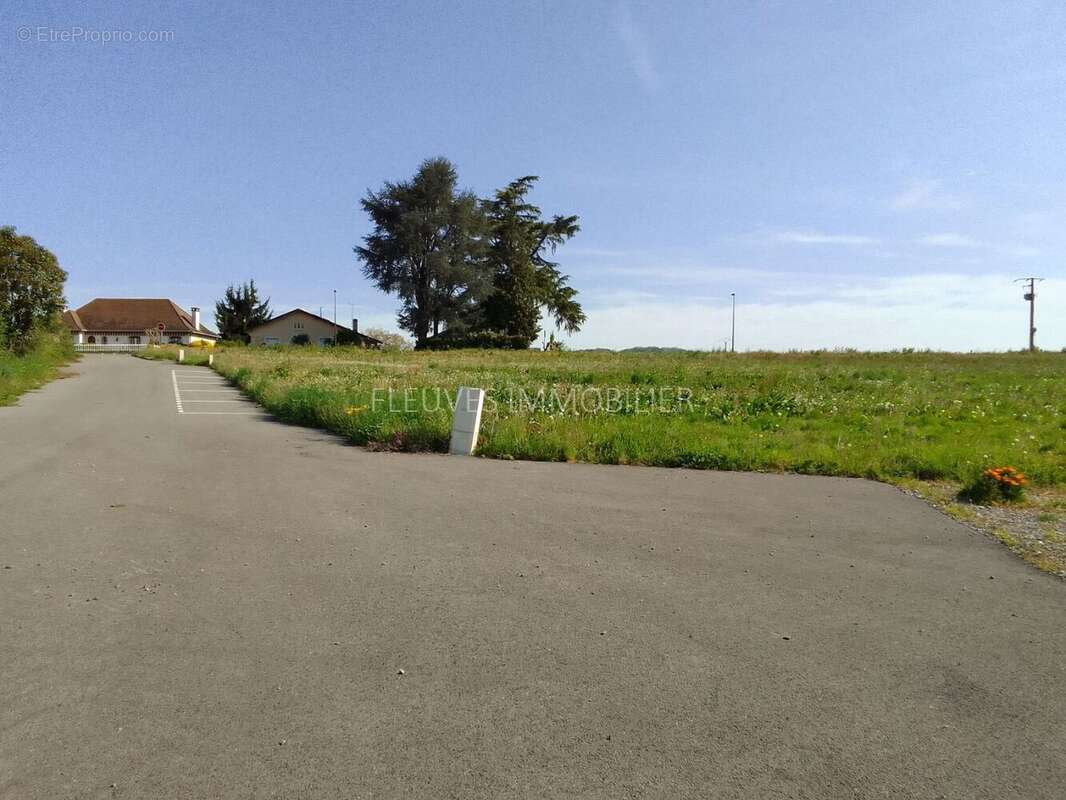 Terrain à NAVARRENX