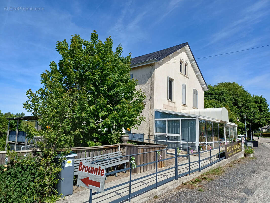 Maison à SAINT-AGREVE
