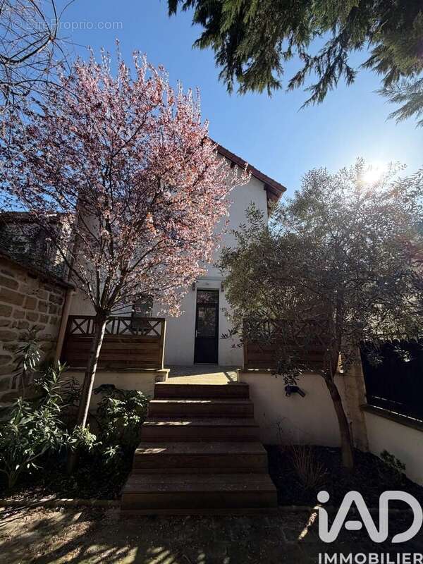 Photo 2 - Maison à CARRIERES-SUR-SEINE