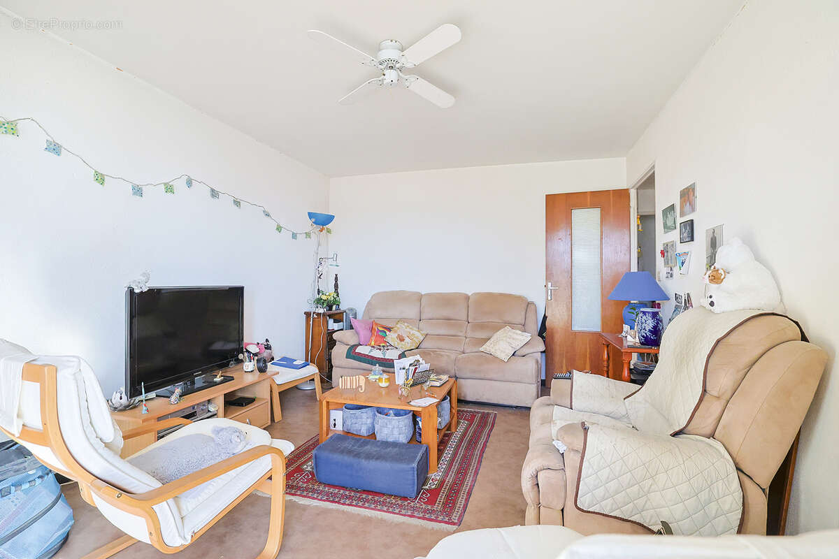 Appartement à HYERES