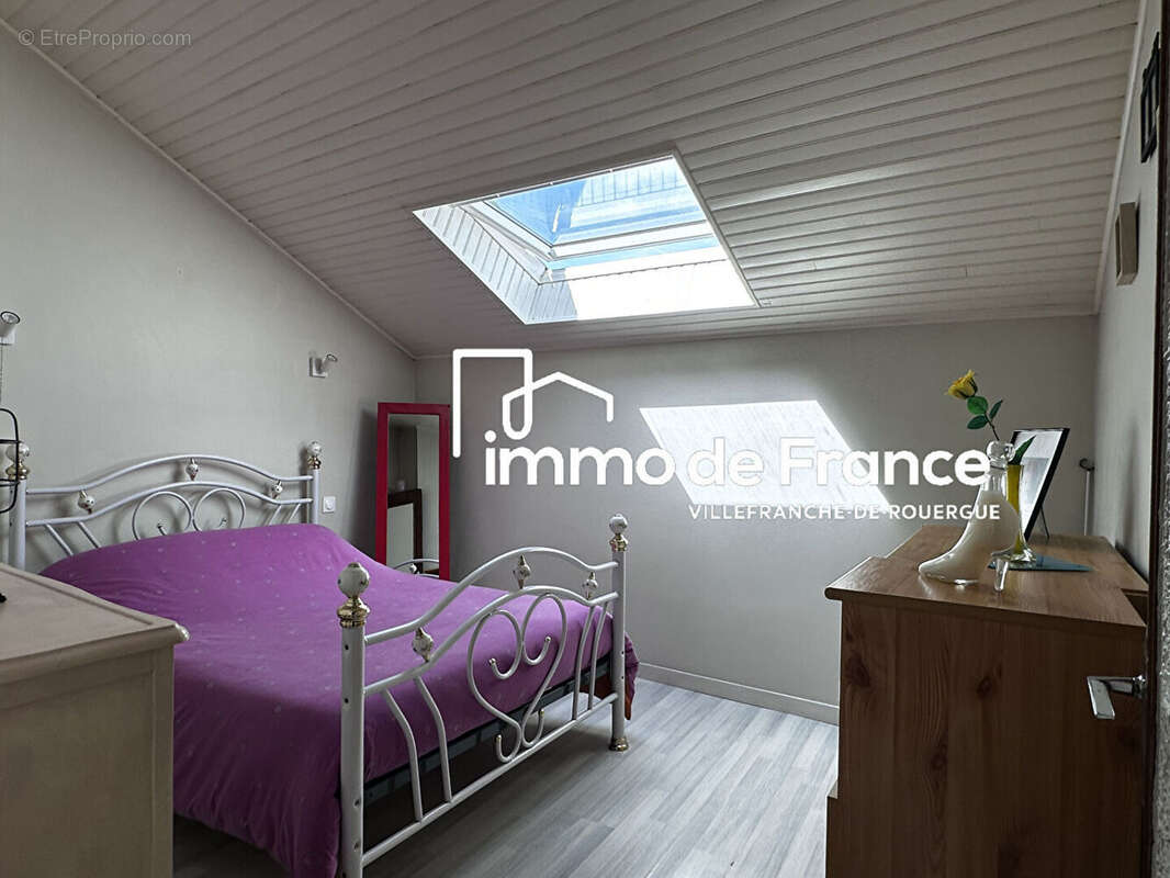 Immeuble Villefranche-de-rouergue 2 appartements T2 et T3 louésavec garage loués - photo 8