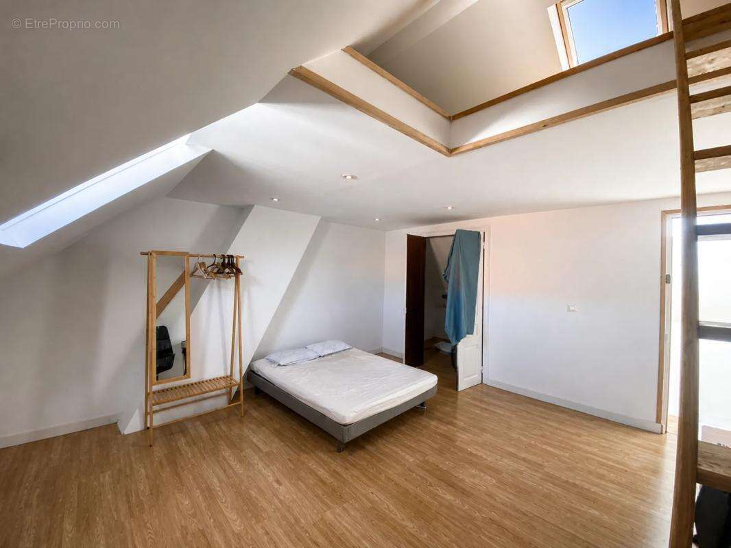 Maison de 4 pièces de 105 m² à Boulogne-sur-Mer - photo 5