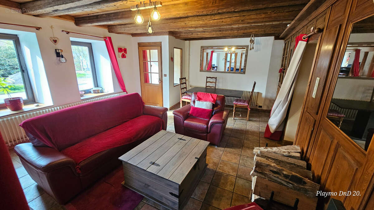 Champenay, commune de Plaine, spacieuse maison de caractère, rénovée, 192 m2, 4 chambres. - photo 19