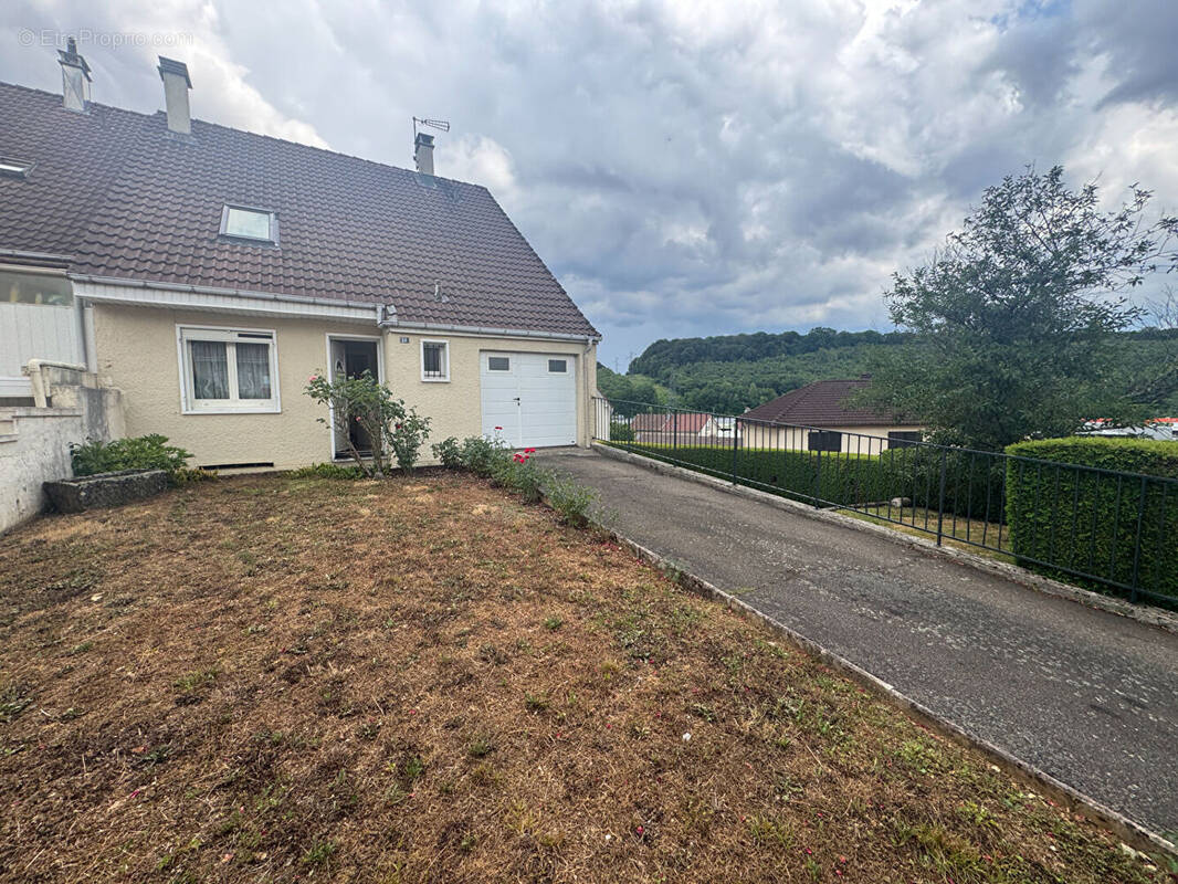 Maison à HERICOURT