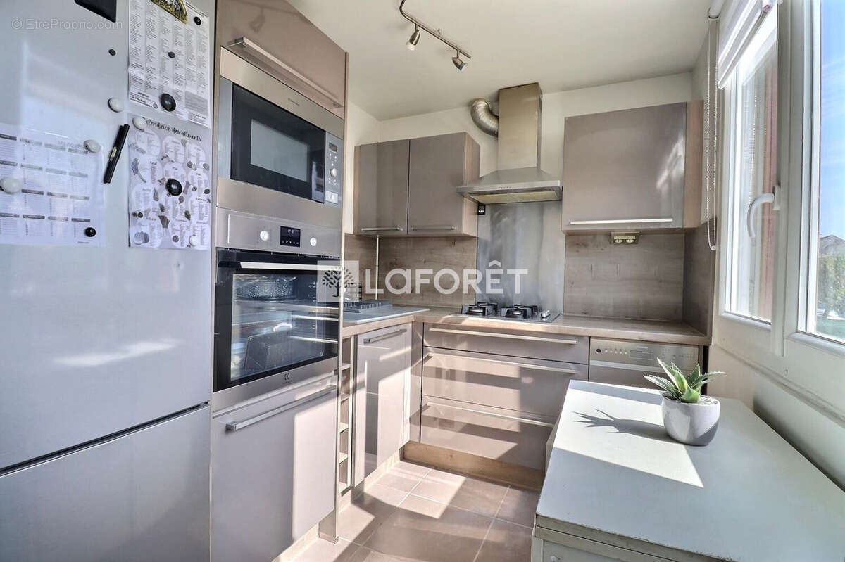 Appartement à VITRY-SUR-SEINE