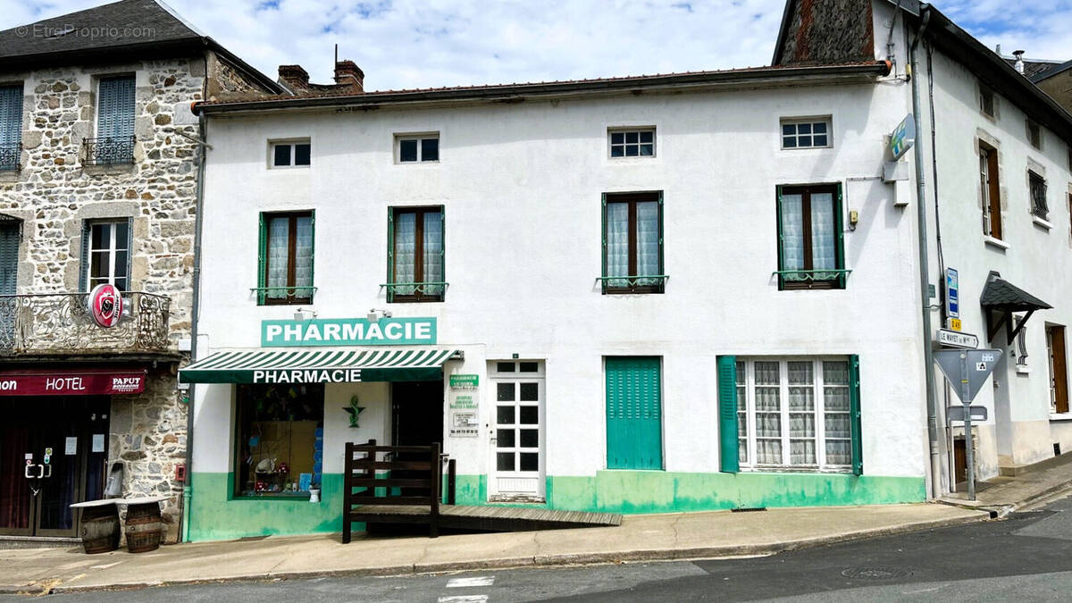 Appartement à FERRIERES-SUR-SICHON