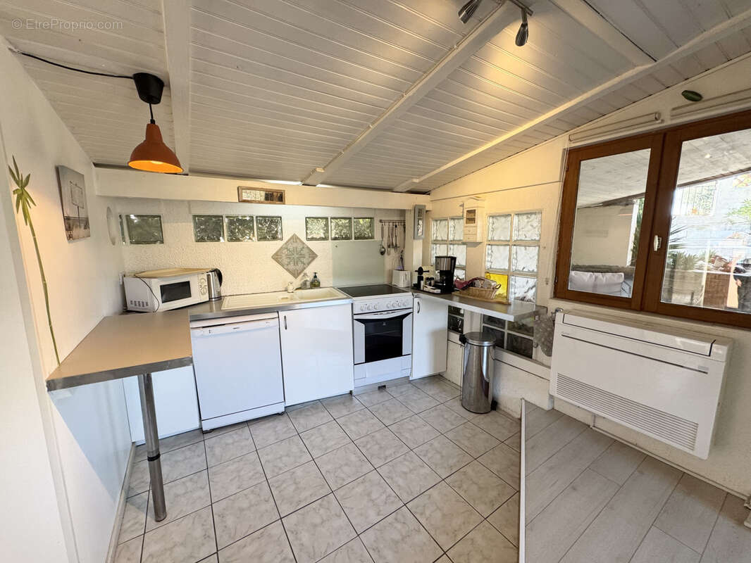 Maison à BORMES-LES-MIMOSAS