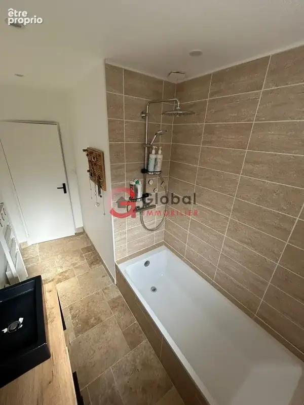 maison individuelle de plain pieds 97 m2 avec garage sans travaux (63800) - photo 13
