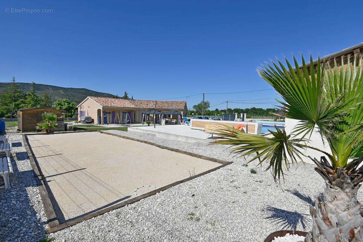 Maison de 5 pièces de 119 m² à Saint-Remèze - photo 10