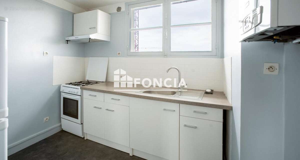 Appartement à SARTROUVILLE