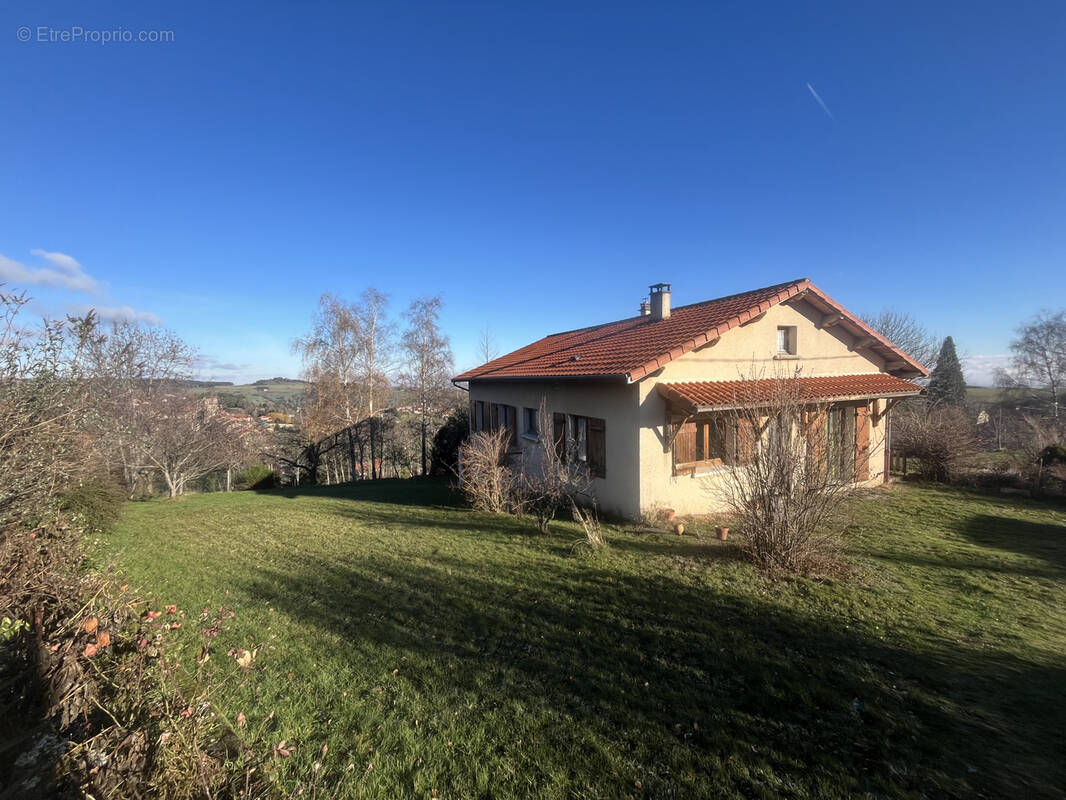 Maison à SAINT-JEAN-SOLEYMIEUX