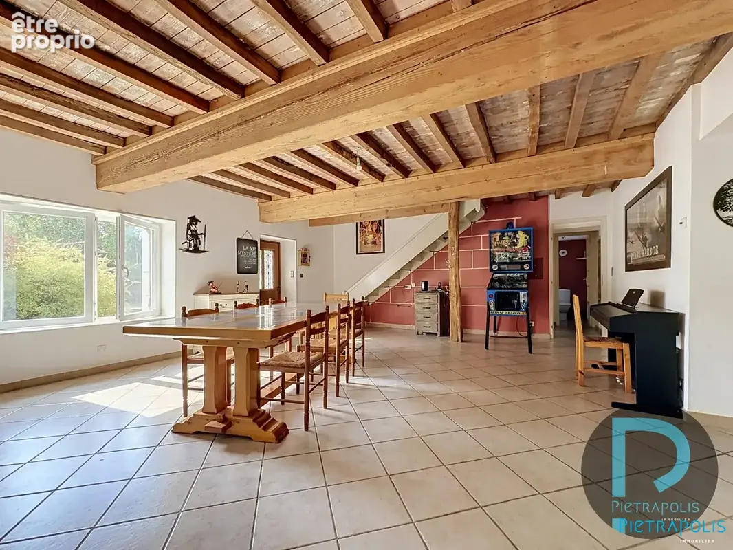Maison 6 pièces 175 m² à vendre à Saint-Trivier-Sur-Moignans (01990) - photo 3