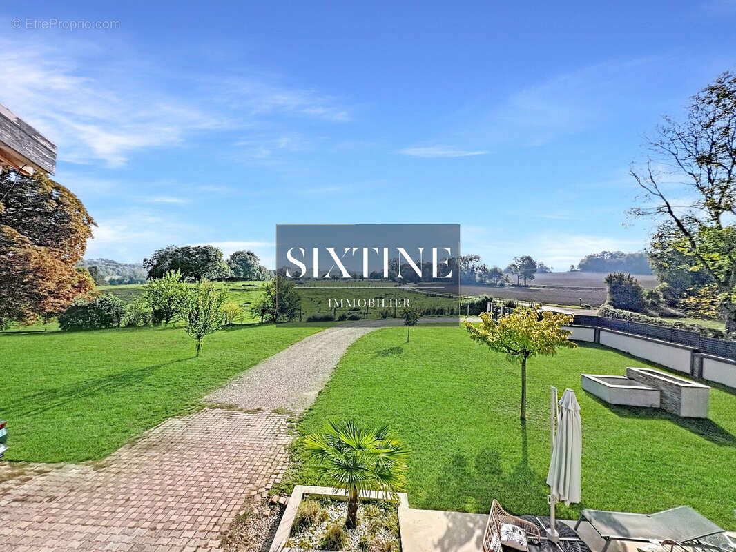 Maison à BOURGOIN-JALLIEU