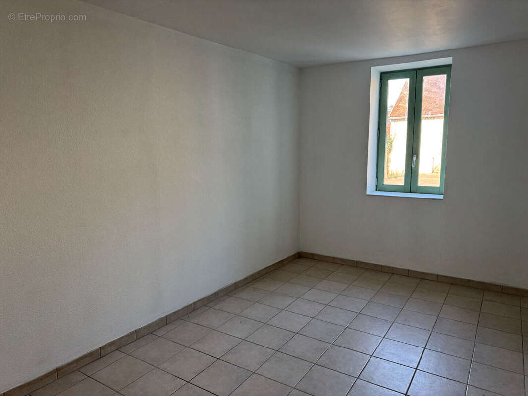 Maison à BESSAY-SUR-ALLIER