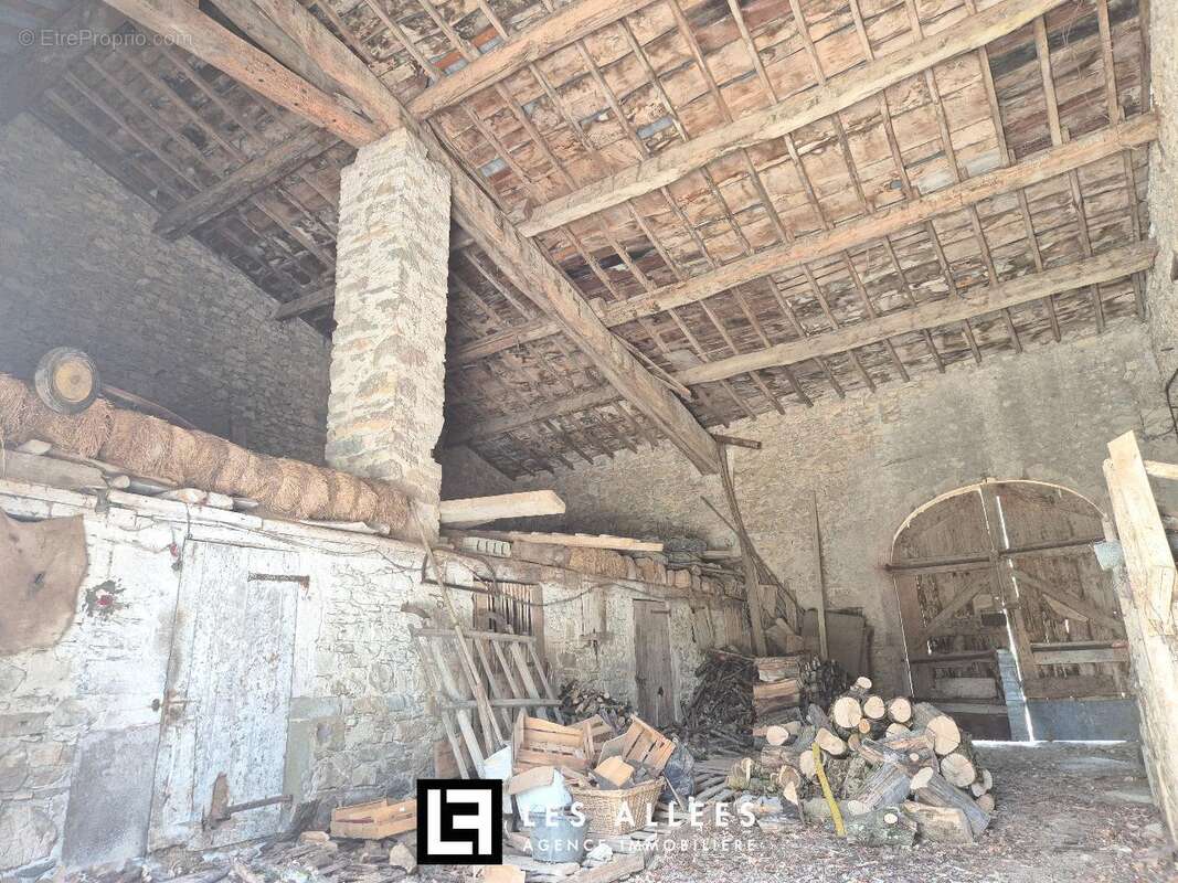 Maison à FELINES-SUR-RIMANDOULE