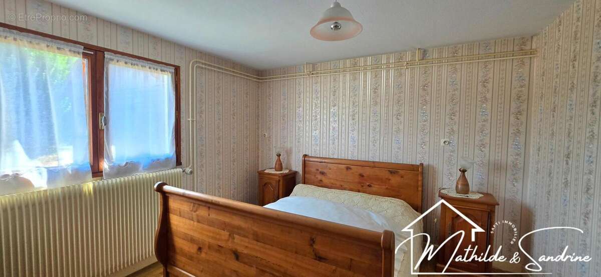 Maison 114 m² à Saint-Remy-De-Chargnat  - photo 8