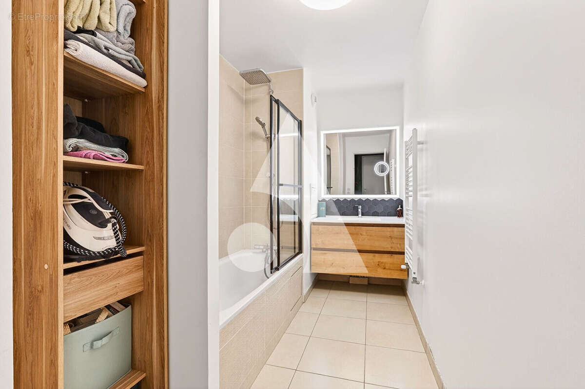 Appartement à SAINT-OUEN